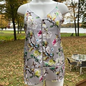 NWT Doe & Rae Asian insured cami M